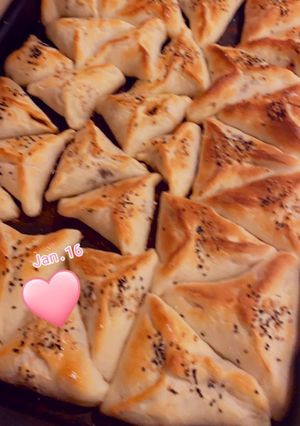 صورة لوصفة معجنات اقراص السبانخ