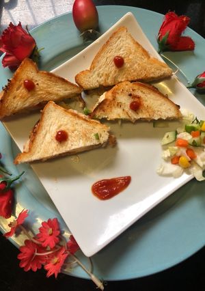 A picture of Cheese spread sandwich.