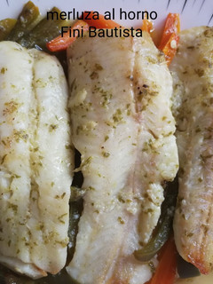 Una foto de Filetes de merluza al horno