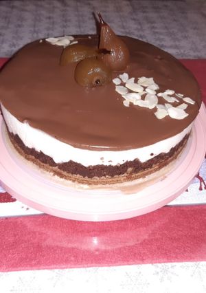 Une photo de Entremets croustillant poire chocolat