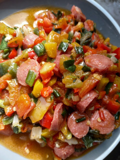 A picture of Sausage sauce.