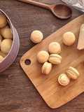 Vanilla Macarons