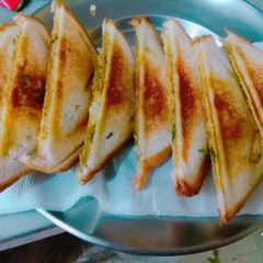A picture of Aloo Masala Sandwich.