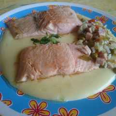 Foto principal de Salmón plancha sobre puré de patatas