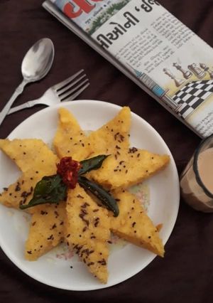 A picture of Gujarati dhokala.