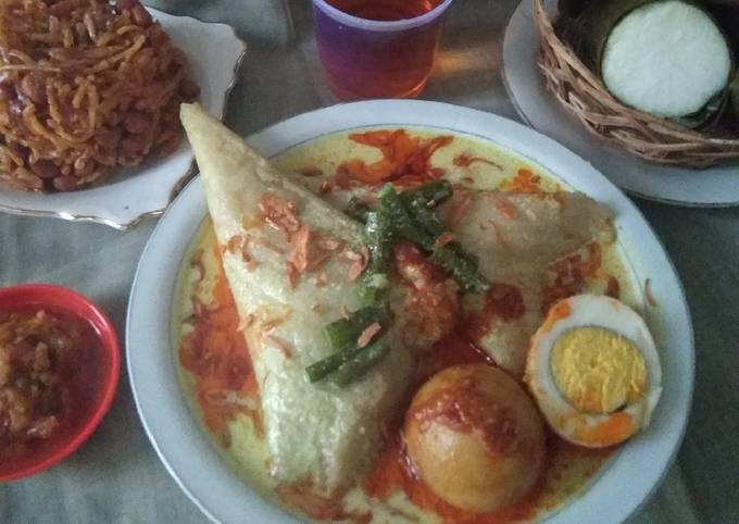 Lontong Orari khas Banjar