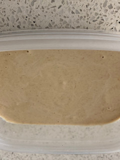 A picture of Cheap lazy hummus.