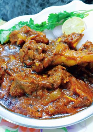 A picture of Chicken curry.