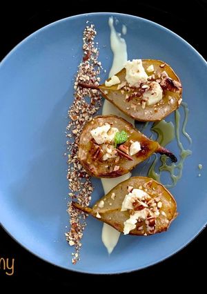 Foto di PERE AL FORNO CON FORMAGGIO, MIELE E NOCI PECAN