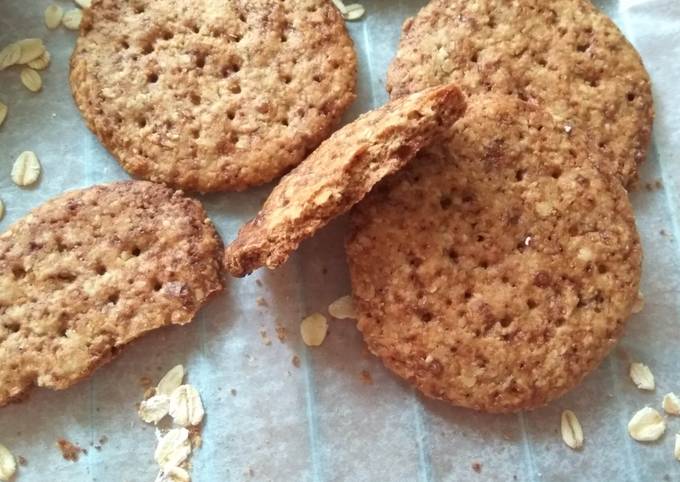 Crunchy Oat Mari Cookies
