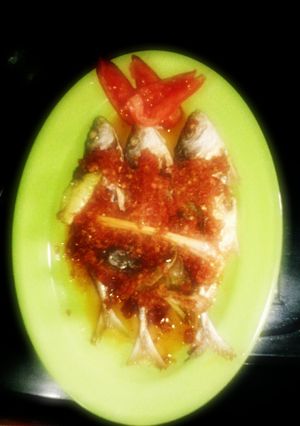 Foto resep Ikan kembung goreng siram sambel rica rica