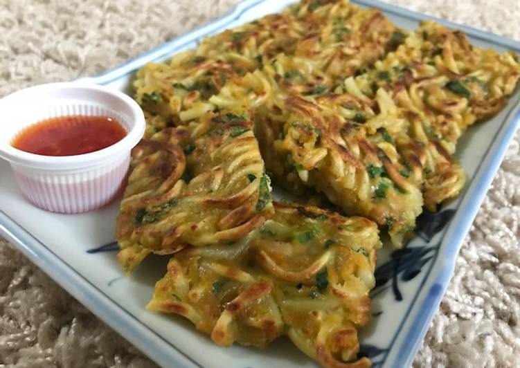 Resep Martabak Mie Sayur yang Enak