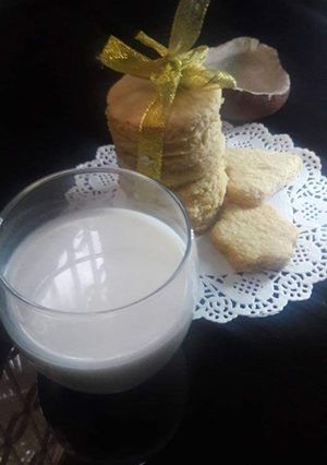 A picture of Coconut Biscuits.