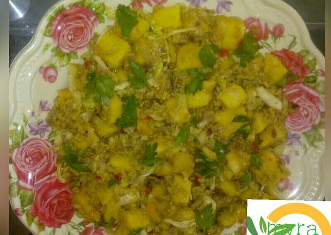 Steps to Prepare Jamie Oliver Boiled yam in egg sauce