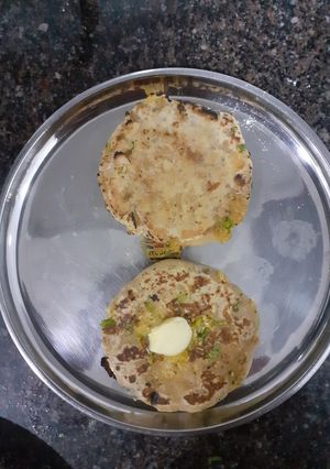 A picture of Amritsari chur chur nan.