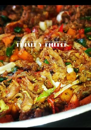 A picture of Samosa filling.