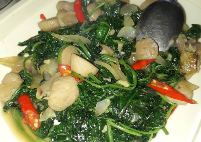 Cah kangkung baso