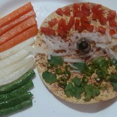 A picture of Salted salad & Masala pampad.