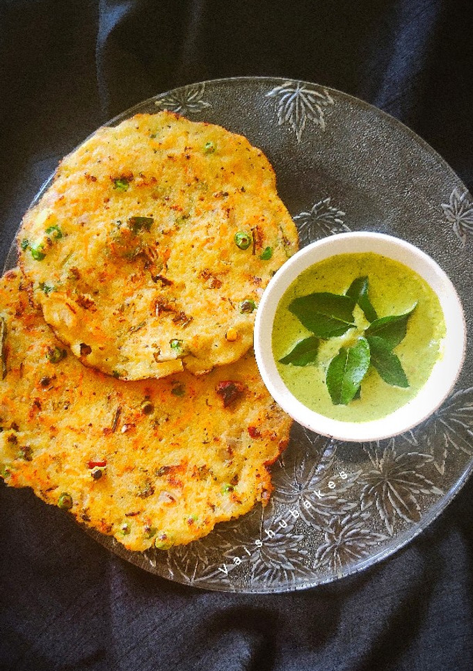 A picture of Rava Set Dosa.