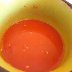 A picture of Spicy Tomato Pepper Sauce.