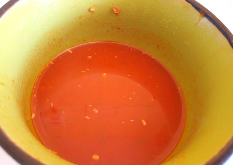 Steps to Make Speedy Spicy Tomato Pepper Sauce