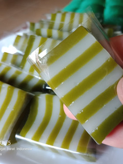 Foto resep Kue Lapis Sagu Pandan
