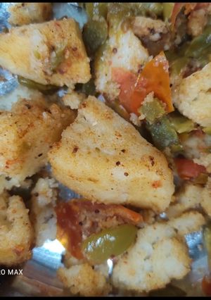फ्राई मसाला इडली (fry masala idli recipe in Hindi) रेसिपी मुख्य फोटो