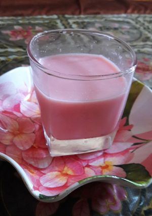A picture of Roohafza milk.