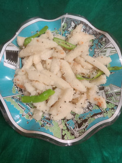 ઈડલી ફ્રાય (Idli Fried Recipe In Gujarati) રેસીપી મુખ્ય ફોટો