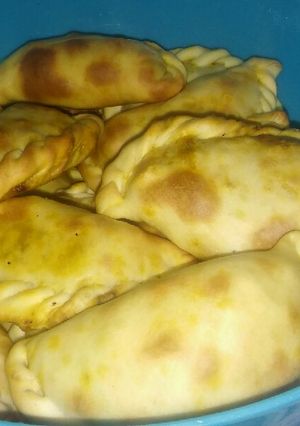 Una foto de Empanadas de pollo