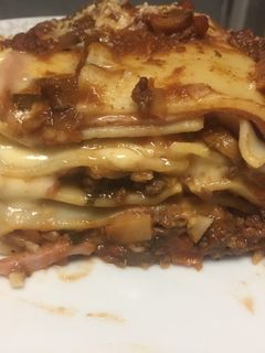Una foto de Lasaña Boloñesa