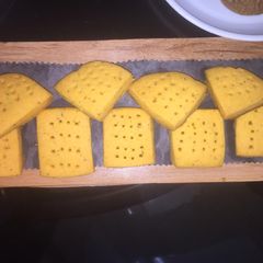 A picture of Cheese biscuit.