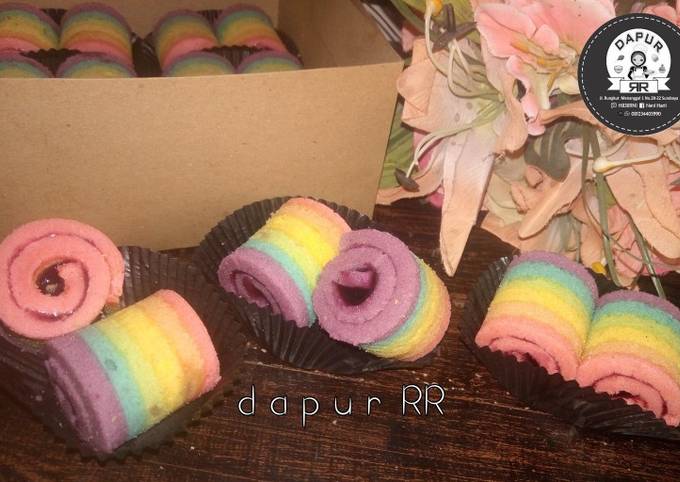 Rainbow Roll Cake Mini