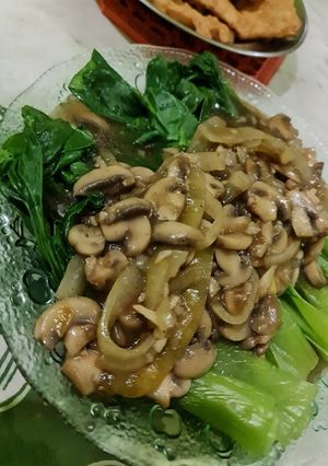 Foto resep Pokcoy Siram Jamur Saus Tiram