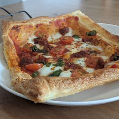 A picture of Tricolore easy puff pastry pizzas with chorizo.