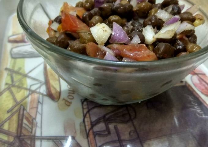 Easiest Way to Cook Appetizing Kala chana chaat black chickpea salad