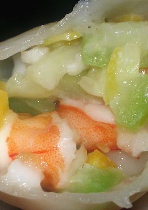 A picture of Shrimp and Loofah Dumplings.