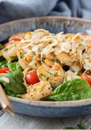 A picture of Keto: Shrimp Spinach Salad.