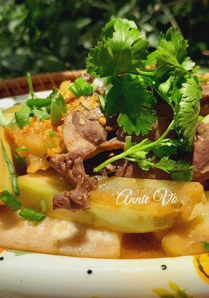 Hình của món Bầu xào tim cật.