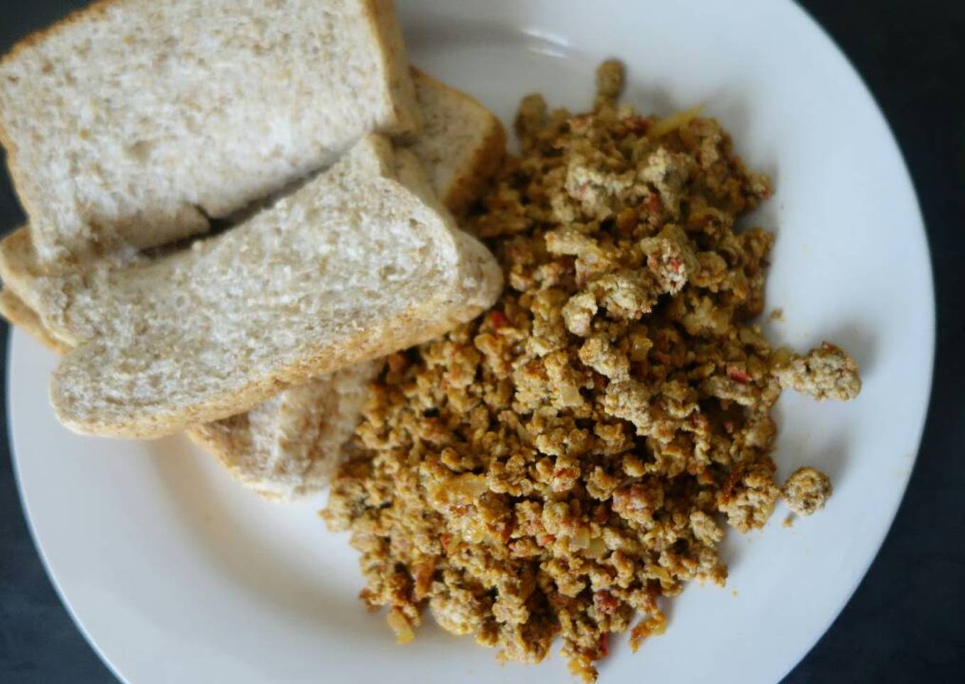 Tomato scrambled eggs