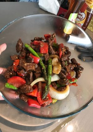 Foto resep Daging sapi rasa madu simpel (honey chili beef)