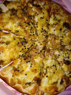 عکسی از دستور پیتزا مرغ و گوشت