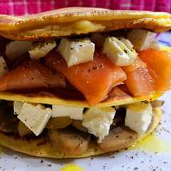 A picture of Pancakes sandwich.
