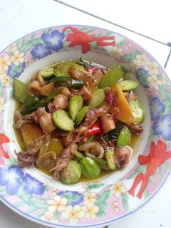 Foto resep Oseng Asin Cumi Pedas