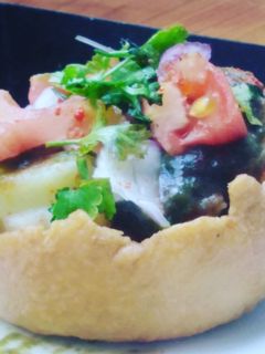कटोरी चाट (Katori chaat recipe in Hindi) रेसिपी मुख्य फोटो