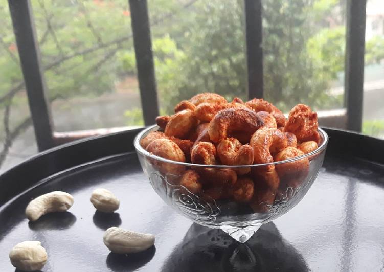 Recipe of Speedy Cashew nuts / Kaju masala fry in 5 minutes