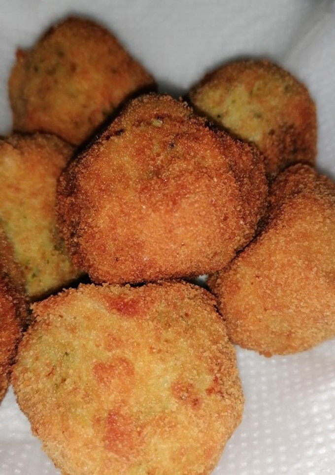 Una foto de Croquetas de atún y brócoli
