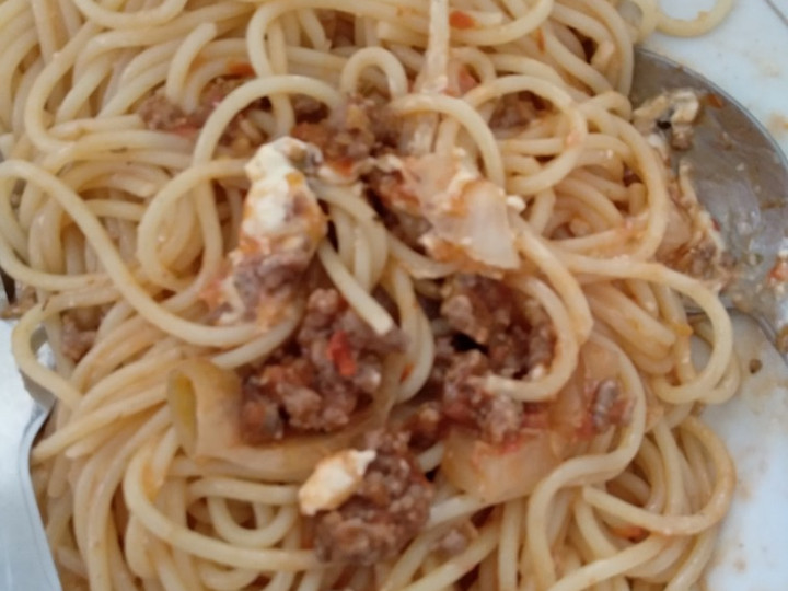  Cara praktis membuat Spaghetti bolognaise with homemade sauce  menggugah selera