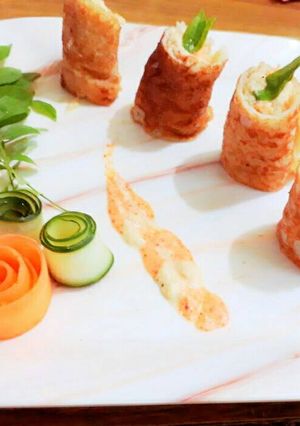 A picture of Coconut cucumber rollups.