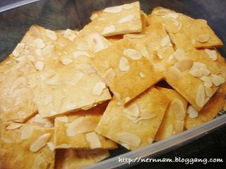 Almond Slice Cookies